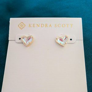 KENDRA SCOTT Ari dichroic  heart gold earrings